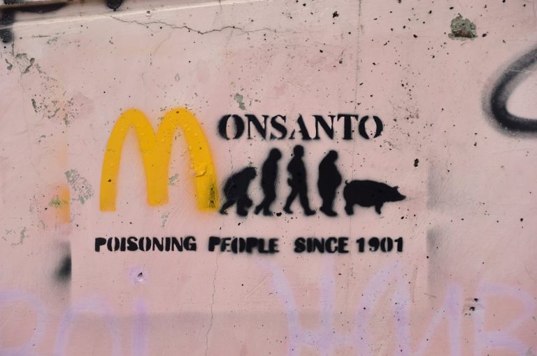 Jak Monsanto ovládlo svět