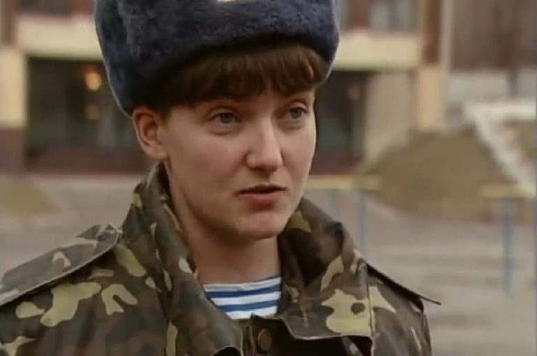 Ukrajinská vojákyně a poslankyně Savčenková odsouzena na 22 let. Oběť ruské propagandy, nebo vraždící bestie?