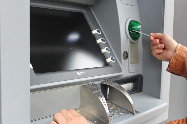 Pozor! Od ledna 2018 je v Evropě prolomené bankovní tajemství. Vaše bankovní údaje vám již nepatří