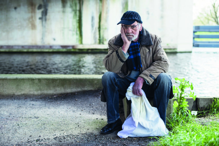 Tahle země není pro starý: Zlatá éra vysokých penzí totiž končí. Je vám méně než čtyřicet, a ještě jste nepřemýšleli o tom, jak budete žít v důchodu? Pak byste měli začít…