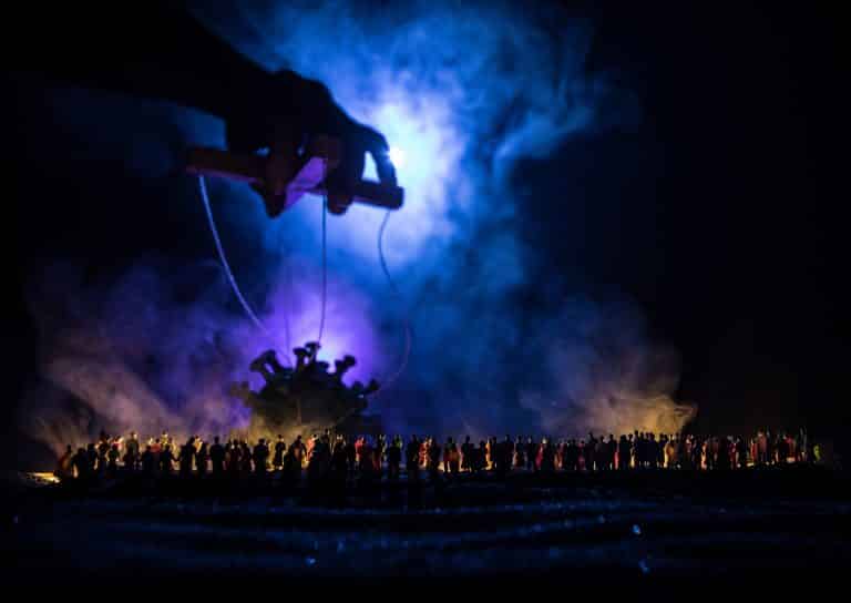 O virus tu nejde: Nejlepší analýza současné pandemie. Jasně, stručně, přehledně a v souvislostech