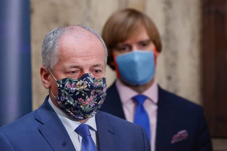 Plukovník se vrací aneb Proč byl ministrem zdravotnictví jmenován právě Roman Prymula?